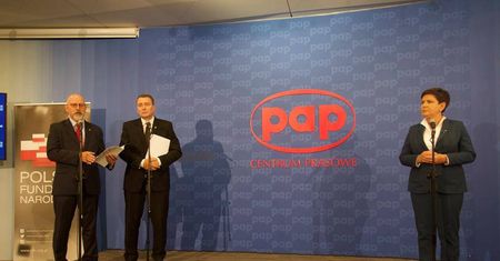 Opozycja ma szansę zrobić coś pożytecznego. Konferencja PKW była wołaniem o pomoc