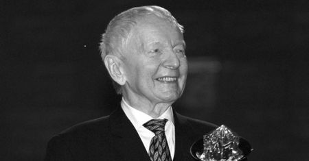 Pogrzeb Adama Słodowego po 5 tygodniach od śmierci. Spoczął obok pierwszej żony