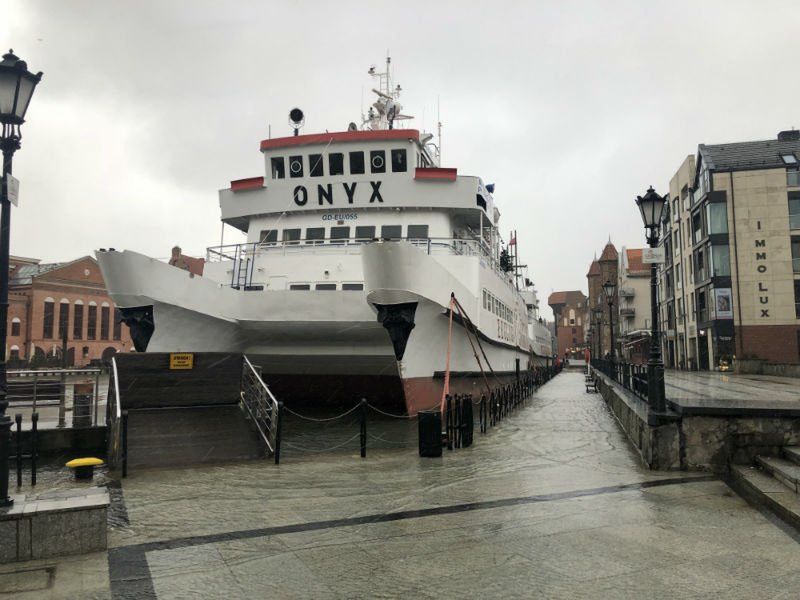 Pomorskie: stany alarmowe na Zatoce Gdańskiej
