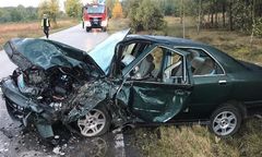 Doprowadził do zderzenia z dwoma autami. Ich kierowcy byli naćpani