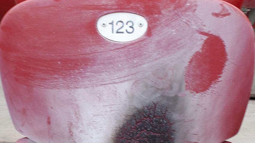 Kibice zdewastowali Stadion Narodowy 