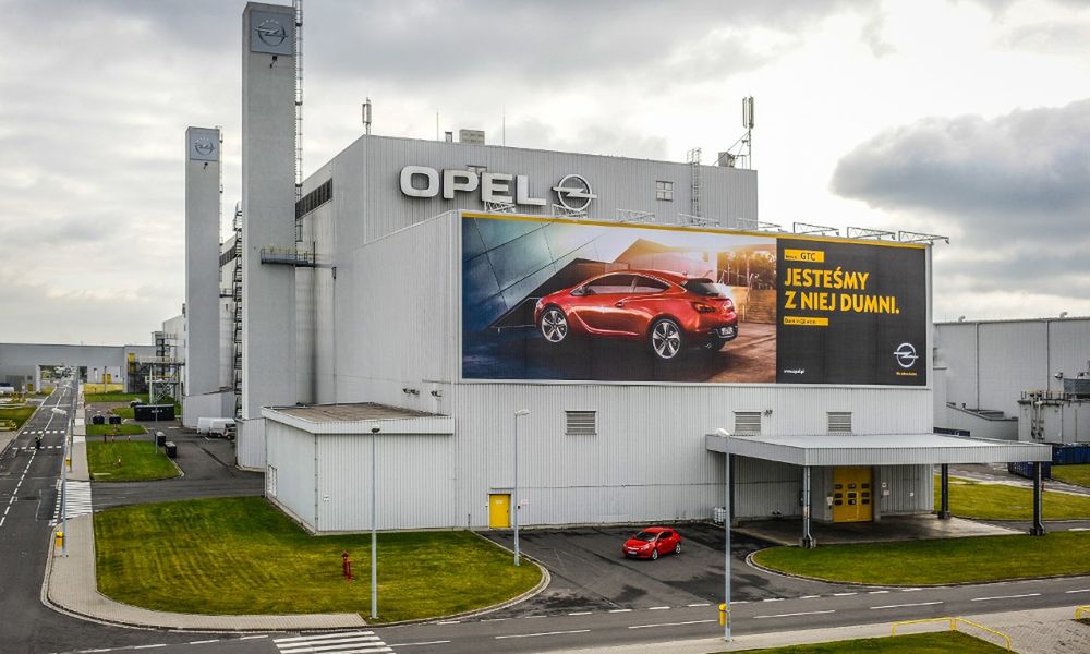 Wściekli pracownicy fabryki Opla: "Polacy potraktowani jak śmieci"