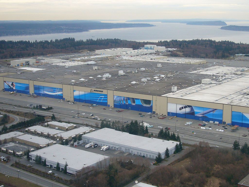Boeing Everett Factory - największy budynek na świecie. Może pomieścić Disneyland