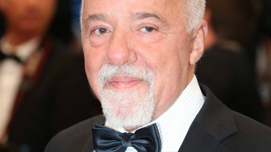 Paulo Coelho.