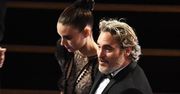 Joaquin Phoenix dostał Oscara. Potem poszedł z Rooney Marą na burgera