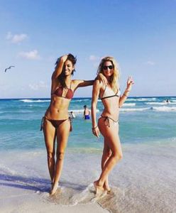 Doutzen Kroes i Joan Smalls prężą się w bikini