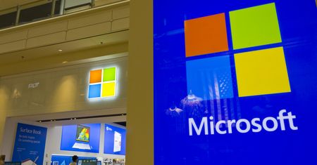Microsoft przejmuje firmę od sztucznej inteligencji. Cortana będzie rozwijana
