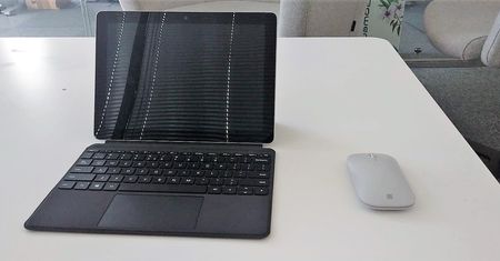 Surface Go. Sprawdzamy nowy sprzęt Microsoftu [BURTAN OCENIA]
