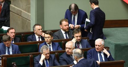 Zmiany w OFE skierowane do komisji