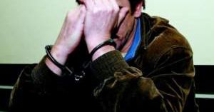 Zrobił piekło z życia swoich córek - posiedzi 8 lat