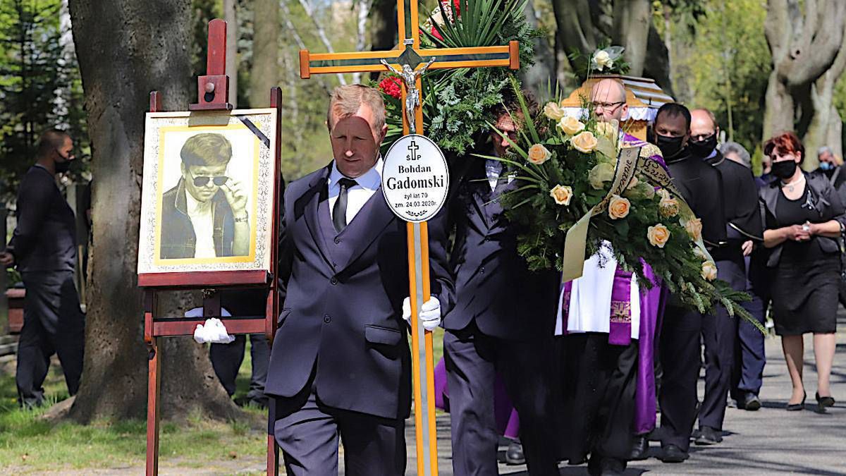 Pogrzeb Bohdana Gadomskiego. Skromne ostatnie pożegnanie dziennikarza