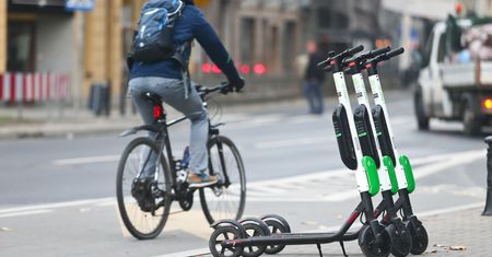 Kraków. 4-latek ranny od hulajnogi elektrycznej. Kara dla Brytyjczyka może być surowa