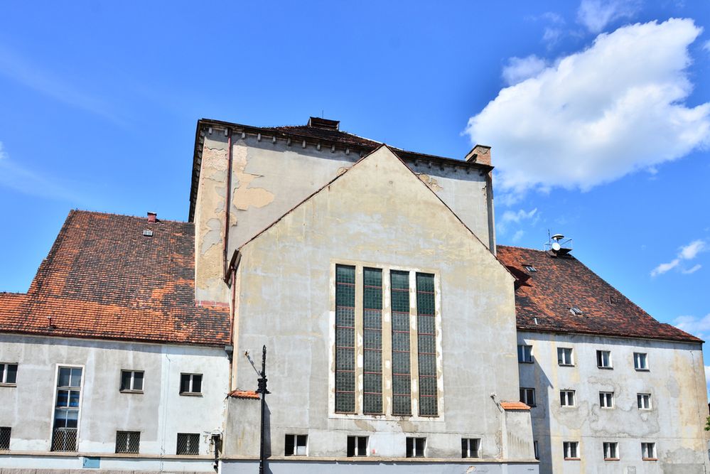 Synagoga w Poznaniu sprzedana. Powstanie w niej m.in. hotel