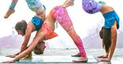 Kolorowe spodnie do jogi – hit czy kit? Praktycy tego sportu nie mają wątpliwości