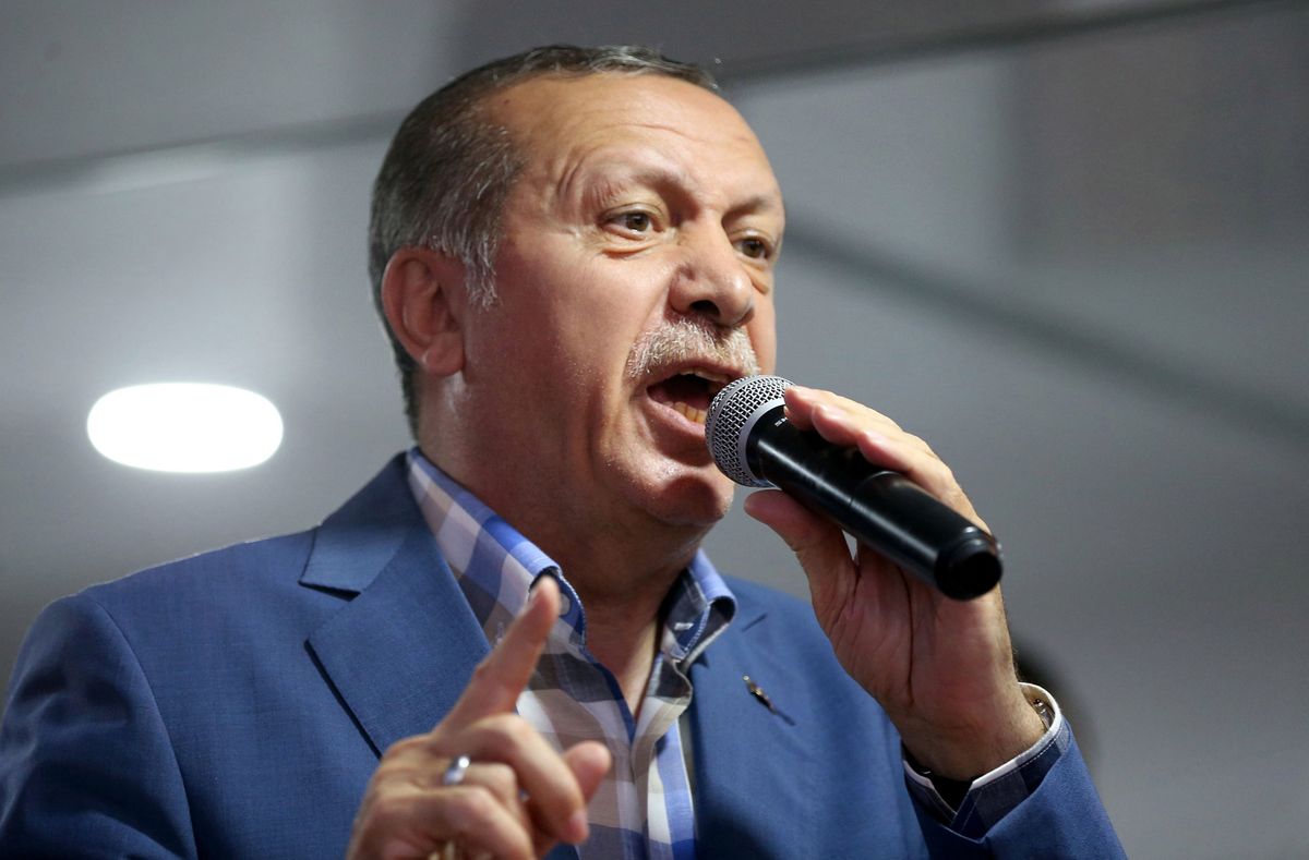 Recep Tayyip Erdogan sugeruje zwolnienie z aresztu Amerykanina. Jednocześnie stawia USA warunek