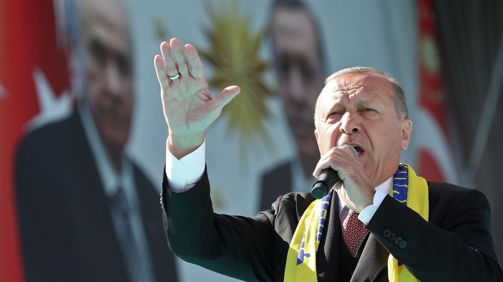 Prezydent Recep Tayyip Erdogan jest w trakcie kampanii wyborczej.