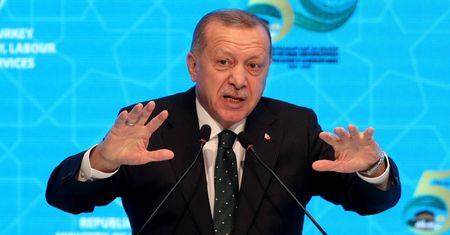 Turcja: Prezydent Turcji Recep Tayyip Erdogan odgraża się USA: zamkniemy amerykańskie bazy