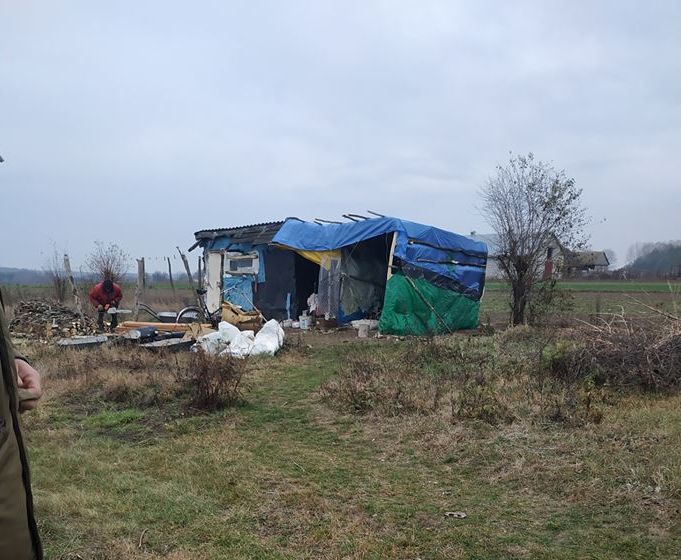 Pan Bogdan zamieszkał na działce po rodzicach