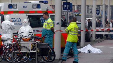 Zamordowany na ulicy w Amsterdamie Theo van Gogh.