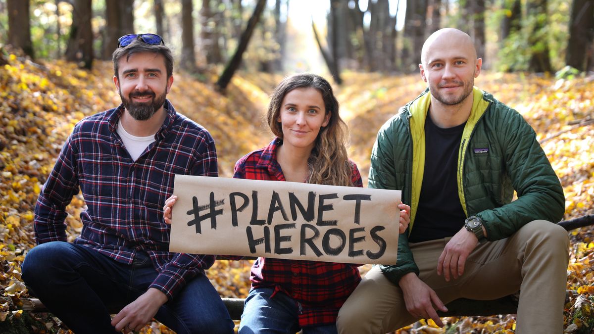 Twórcy platformy Planet Heroes: Przemek Pyziel, Monika Habrzyk i Jan Domański.