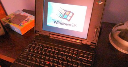 #retro Za 5 dolarów kupił laptopa. Przeżył podróż w czasie