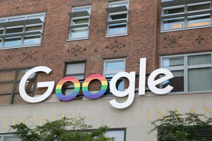 Google zwolniło programistę, który krytykował parytety w firmie. Co to mówi o świecie technologii?
