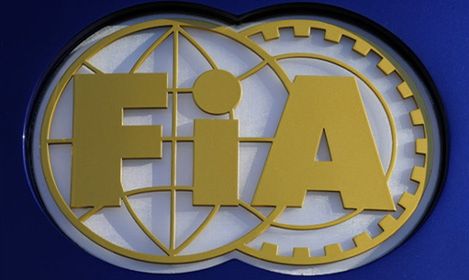 FIA obniży koszty superlicencji