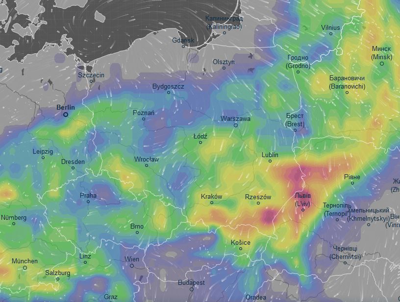 Pogoda. IMGW ostrzega 14 województw przed upałem. Alert przed burzą dla 7 regionów