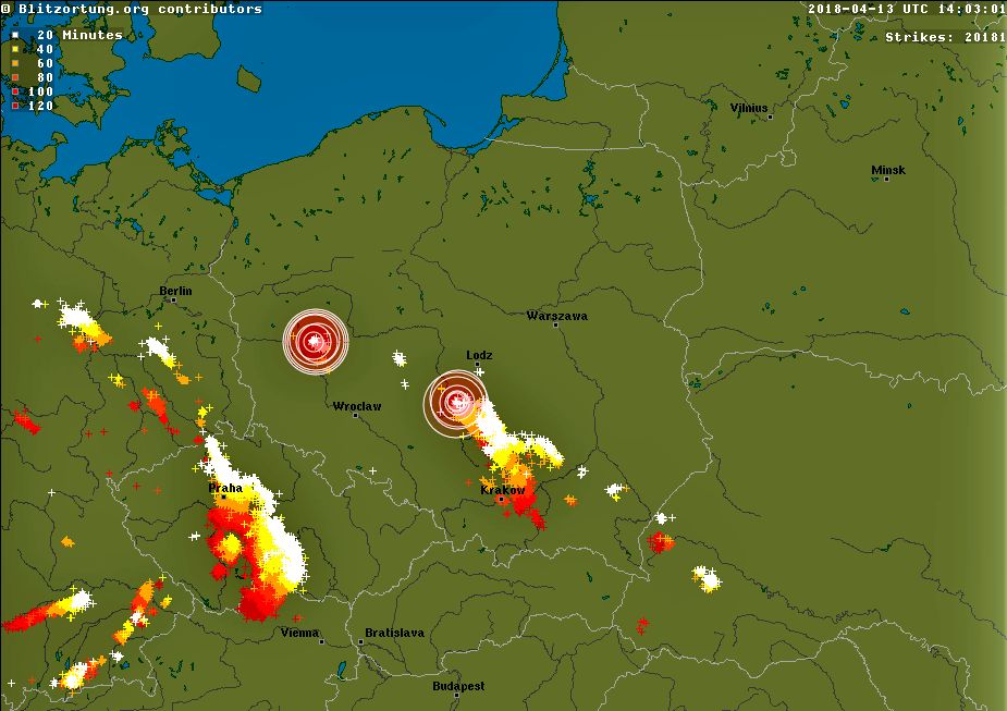 Zaczęło się. Burze nadciągnęły nad Polskę