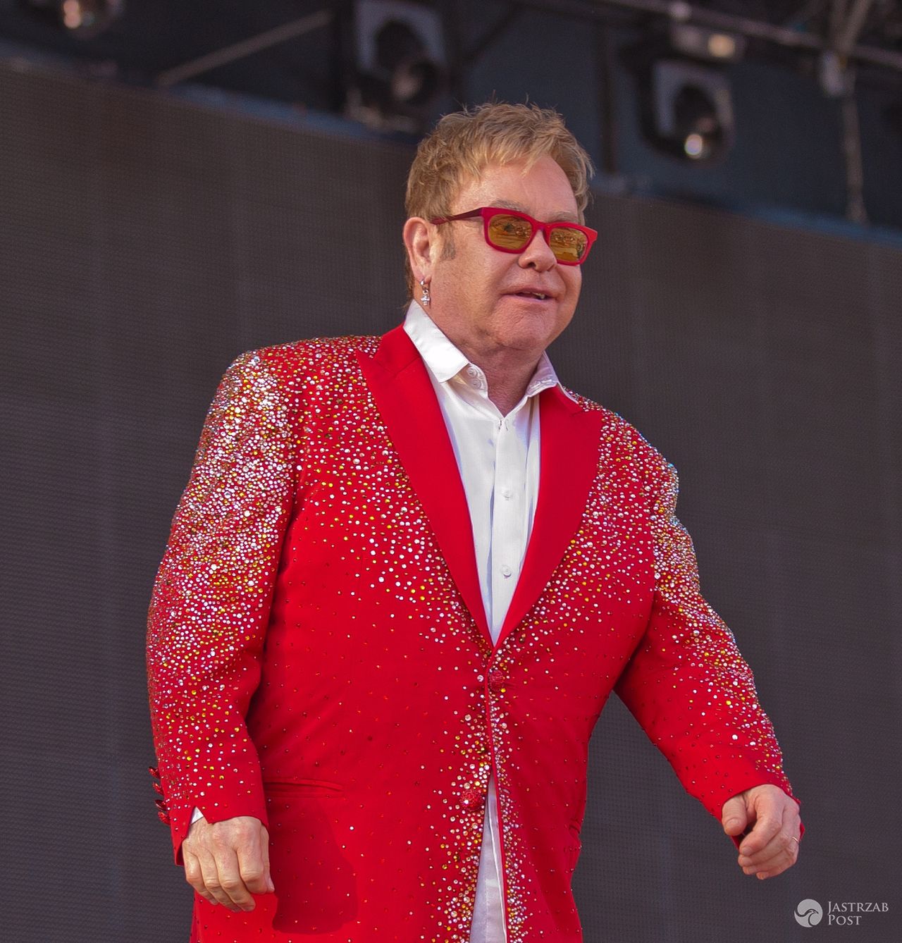 Elton John oskarżony o molestowanie seksualne
