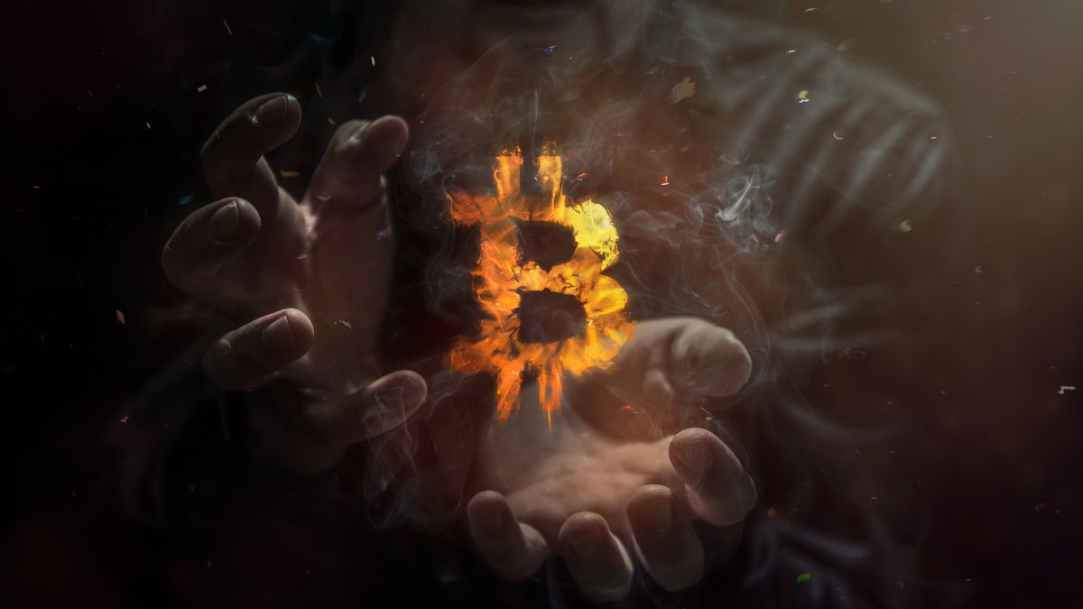 Po tygodniach przeceny bitcoin nagle umocnił się.