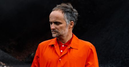 Artur Rojek: chciałbym być kundlem, by nie trwać sekundę