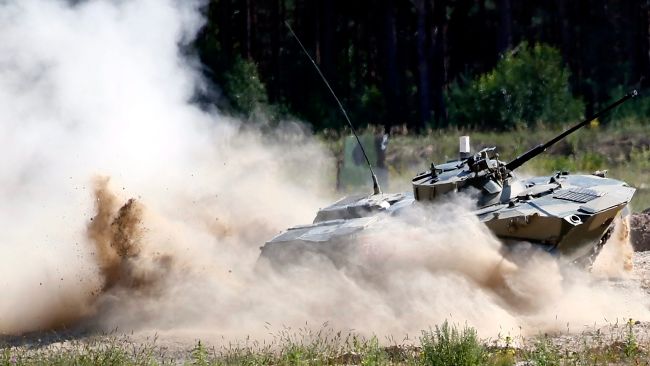 Nasza armia wciąż bazuje na sprzęcie Ludowego Wojska Polskiego. - Zamiast go wymieniać, postawmy na cyberwojska i drony - mówi ekspert.