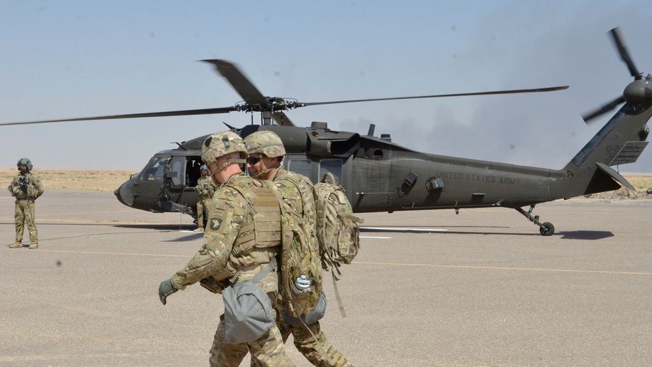 Irak. Na nadzwyczajnej sesji parlamentu przyjęto rezolucję o wycofaniu zagranicznych wojsk z kraju