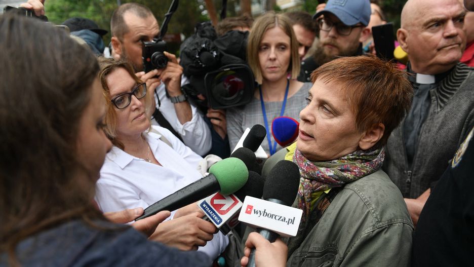 Janina Ochojska chce pomóc protestującym