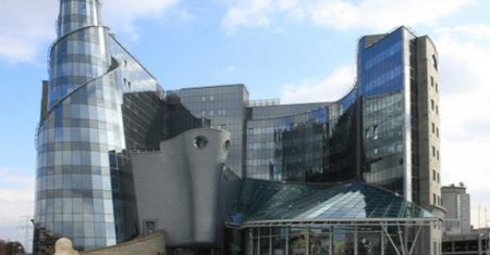 Pracowała w TVP na umowie o dzieło. Teraz telewizja żąda od niej 68 tys zł kary