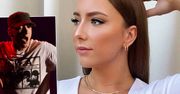 Króciutki top obnażył ponętne kształty córki Eminema. Biust na pierwszym planie. Z takim ciałem powinna pracować w modelingu
