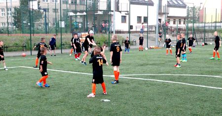 Kluby Sportowe Orange zachęcają do sportu!