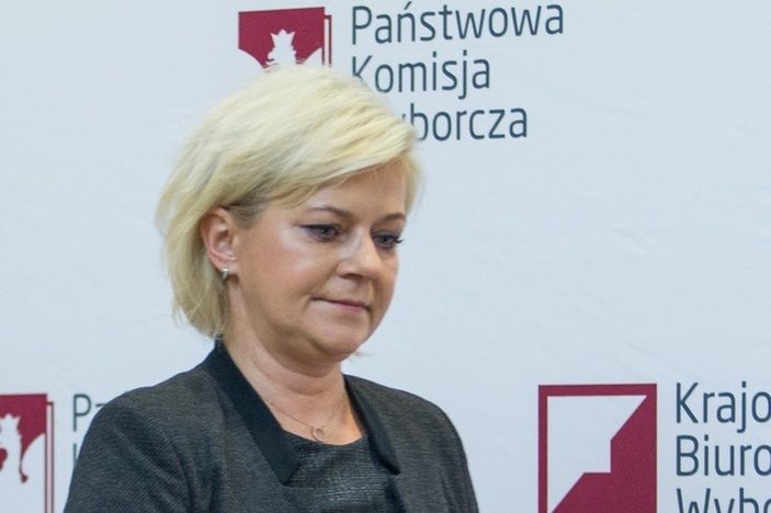 Wyborów nie było, a była szefowa Krajowego Biura Wyborczego  i tak dostała ćwierć miliona zł nagród