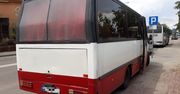Ruina na kółkach. Niesprawny autobus regularnie woził pasażerów