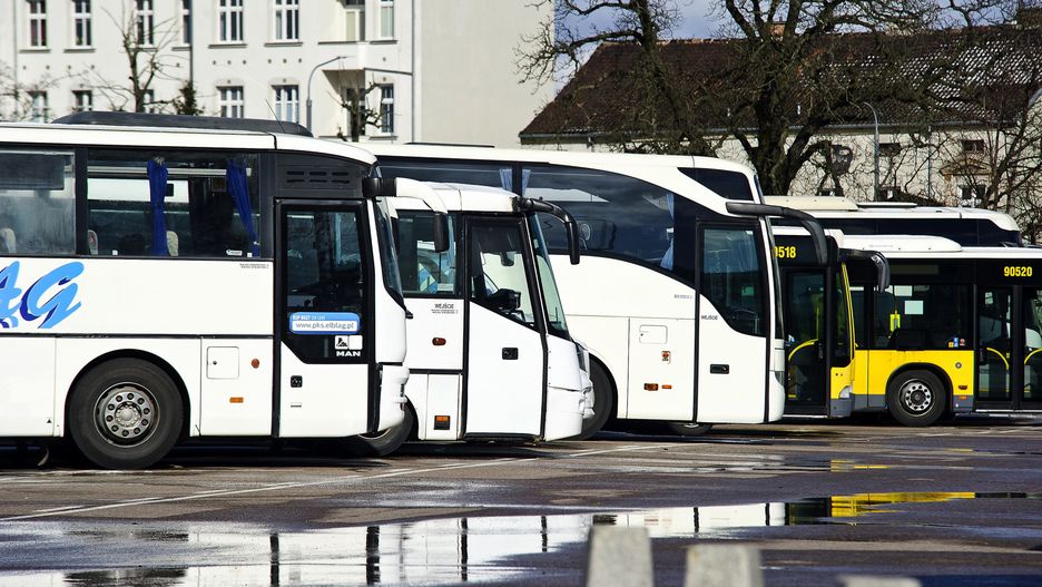 Koronawirus w Polsce. Pasażer autokaru zakażony