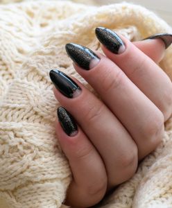 Paznokcie na zimę 2019. Najpiękniejszy manicure na Sylwestra i święta Bożego Narodzenia