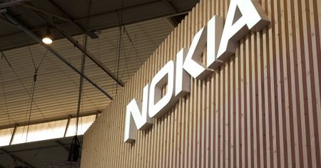 CES 2017 - Nokia E1, smartfon ze średniej półki