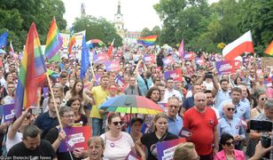 Solidarni z Białymstokiem. Wiec przeciw przemocy w stolicy Podlasia