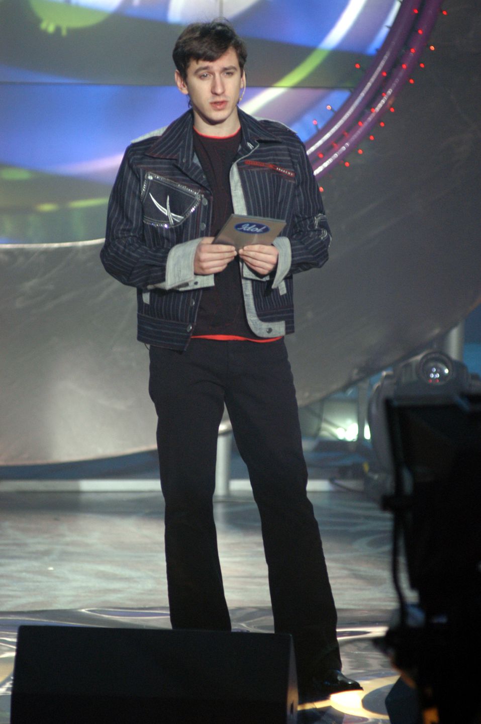 scena z: Maciej Rock
SK: Idol 3, styczeñ 2004, fina³ 3 edycji Idola, program rozrywkowy, program muzyczny
fot. Warda/AKPA