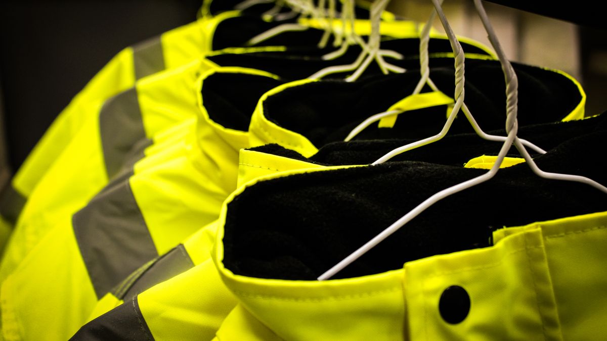 Żółte kamizelki w Polsce: urzędnicy chcą podwyżek płac. Czy ruch się rozprzestrzeni?