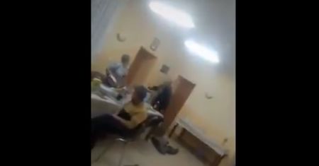 Sołtys wsi Naczysławki pobił żonę. Wstrząsające wideo