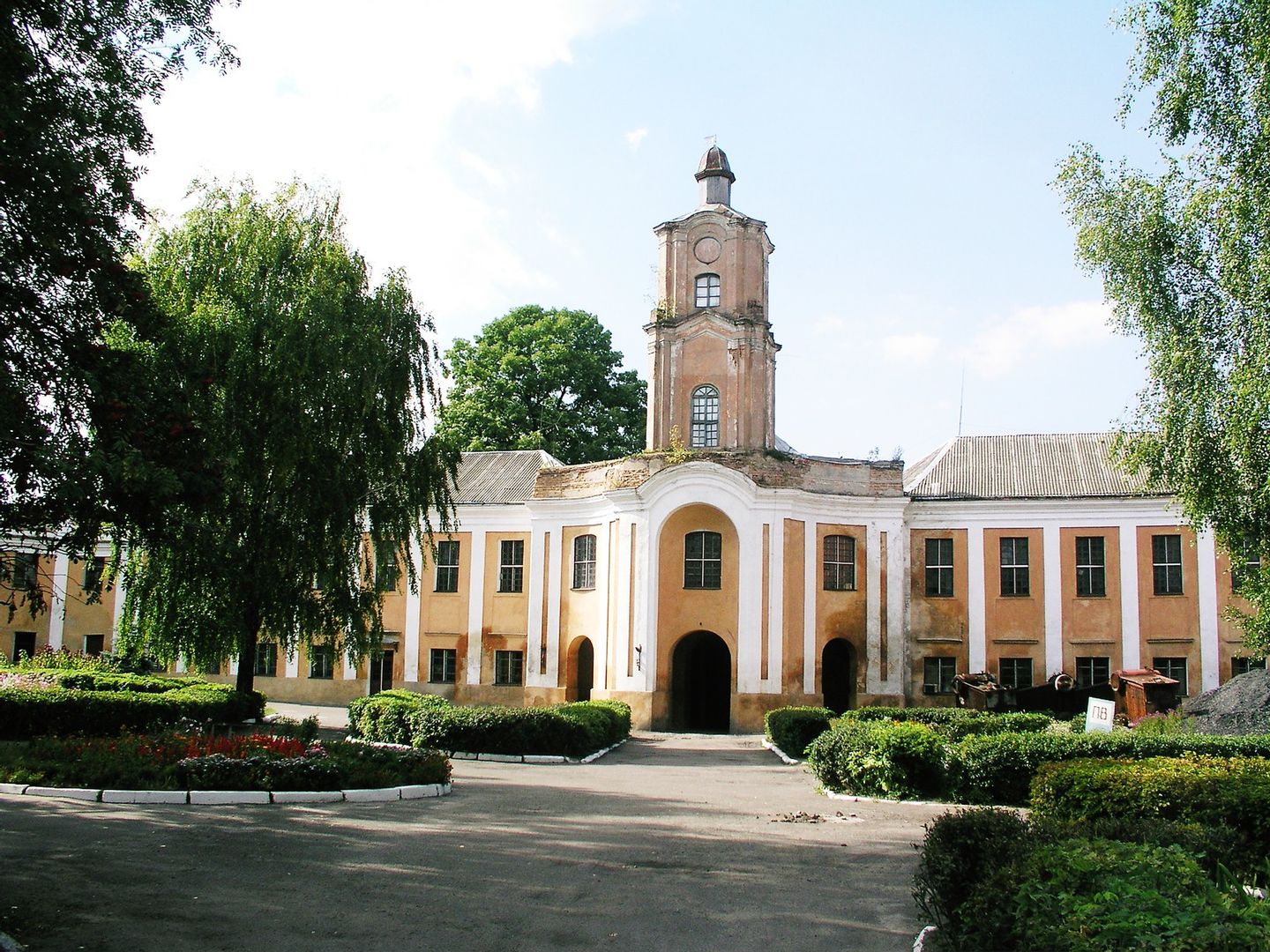 Zamek Radziwiłłów w Ołyce (od frontu), od 1945 roku szpital psychiatryczny 
