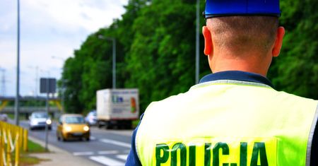 Absurdalne przepisy w polskim kodeksie drogowym. Sprawdź czy straciłbyś prawo jazdy