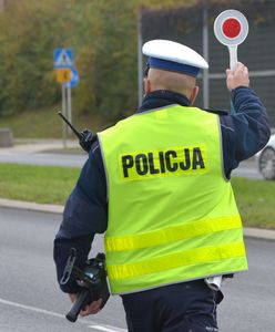 Pirat drogowy chciał potrącić policjanta. Grozi mu 10 lat